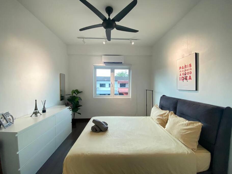 Modern Cozy House 4 10pax@bukit Mertajam Holiday home