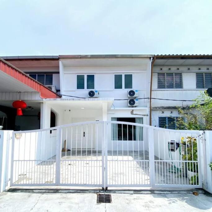 Modern Cozy House 4 10pax@bukit Mertajam Bukit Mertajam