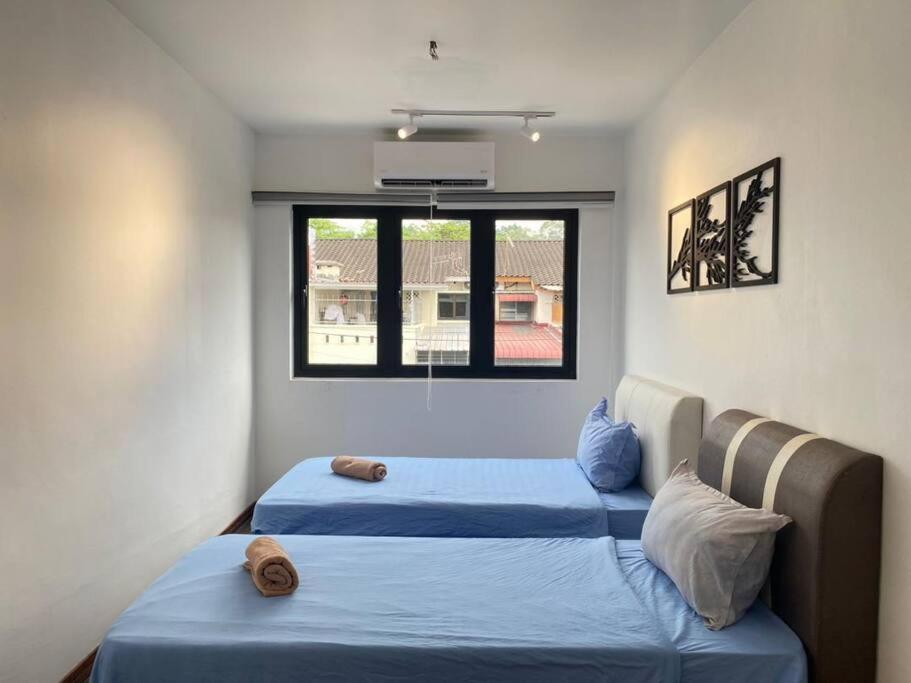 Modern Cozy House 4 10pax@bukit Mertajam Holiday home